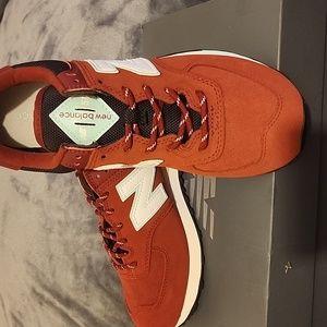 new balance mens Classic  Traditionnels sneakers.